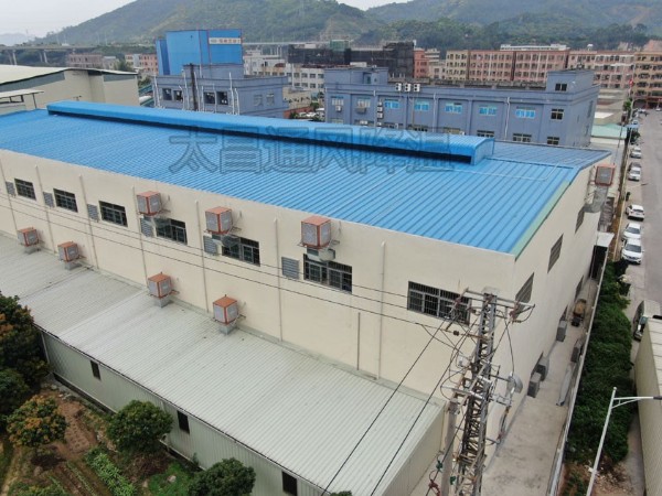 一款節(jié)能環(huán)保的高溫車間降溫設(shè)備-潤東方環(huán)?？照{(diào)